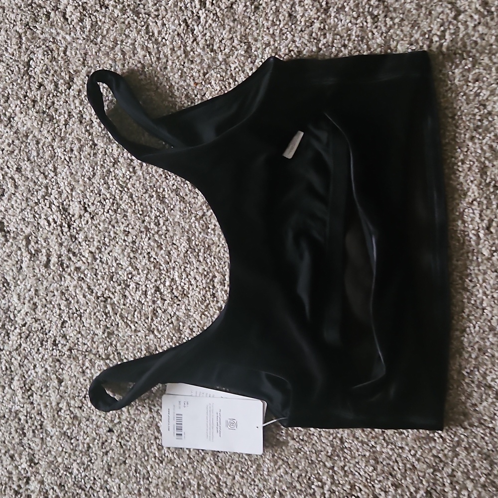 BRAND NEW | Athleta | Velvet Cut Out Crop A- C | Black - Picture 4 of 5